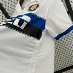 Inter Milan 2009/10 Away Jersey – Retro Version - Image 4
