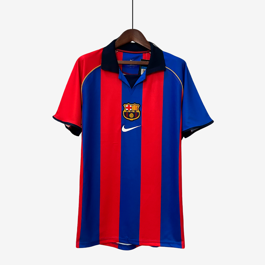 6-113_e28e544b-0a26-4ed1-982d-a0de88f3730c Barcelona 2001/02 Home Jersey – Retro Version - Image 1