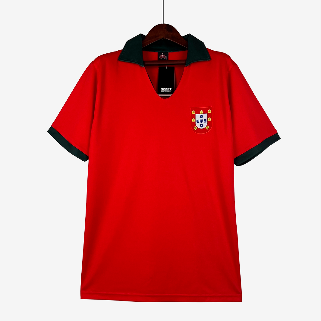 6-366_76c98cd5-672d-4cd1-a2bb-503abe38c772 Portugal 1972 Home Jersey – Retro Version - Image 1