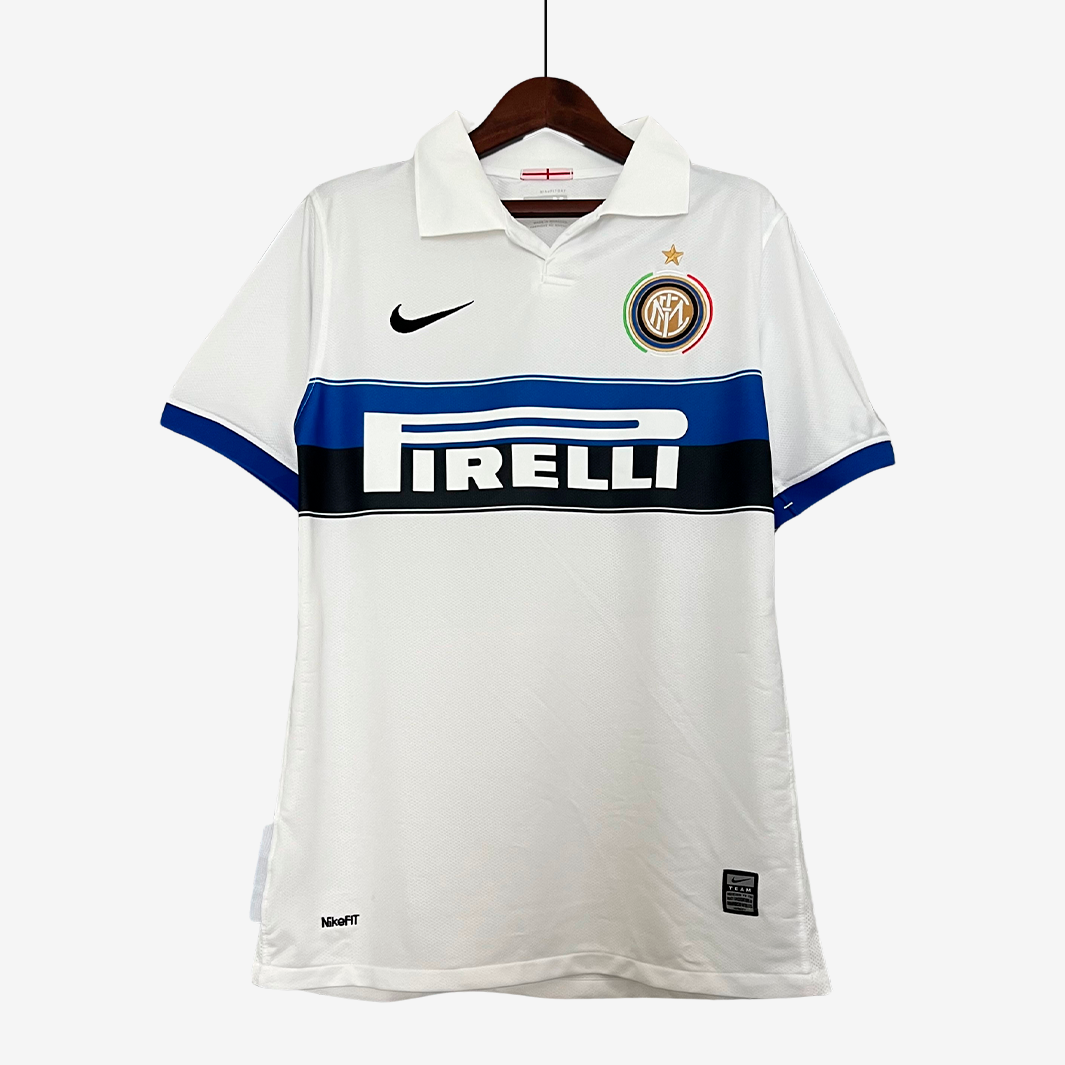 9-30_41a65553-368b-4fd1-aa21-cdcac448789b Inter Milan 2009/10 Away Jersey – Retro Version - Image 1