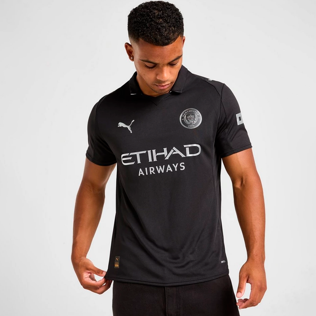 1-323_6b9d6e1e-5bbc-4158-a59d-0eaec19bafdc Manchester City 2025/26 Away Jersey – Fan Version - Image 1