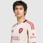 Liverpool 2025/26 Away Jersey Long Sleeve – Fan Version - Image 3