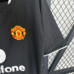 Manchester United 2003/04 Away Jersey – Retro Version - Image 2