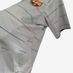 Barcelona 2003/04 Away Jersey – Retro Version - Image 3