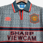 Manchester United 1995/96 Away Jersey  Retro Version - Image 3