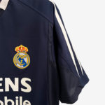 Real Madrid 2004/05 Away Jersey – Retro Version - Image 3