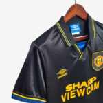 Manchester United 1993/95 Away Jersey  Retro Version - Image 5