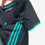 Real Madrid 2017/18 Away Jersey – Retro Version - Image 3