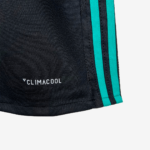 Real Madrid 2017/18 Away Jersey – Retro Version - Image 4