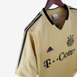 Bayern Munich 2004/05 Away Jersey – Retro Version - Image 5