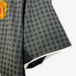 Manchester United 2003/05 Away Jersey – Retro Version - Image 4