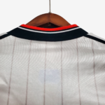 Manchester United 1983/84 Away Jersey  Retro Version - Image 6