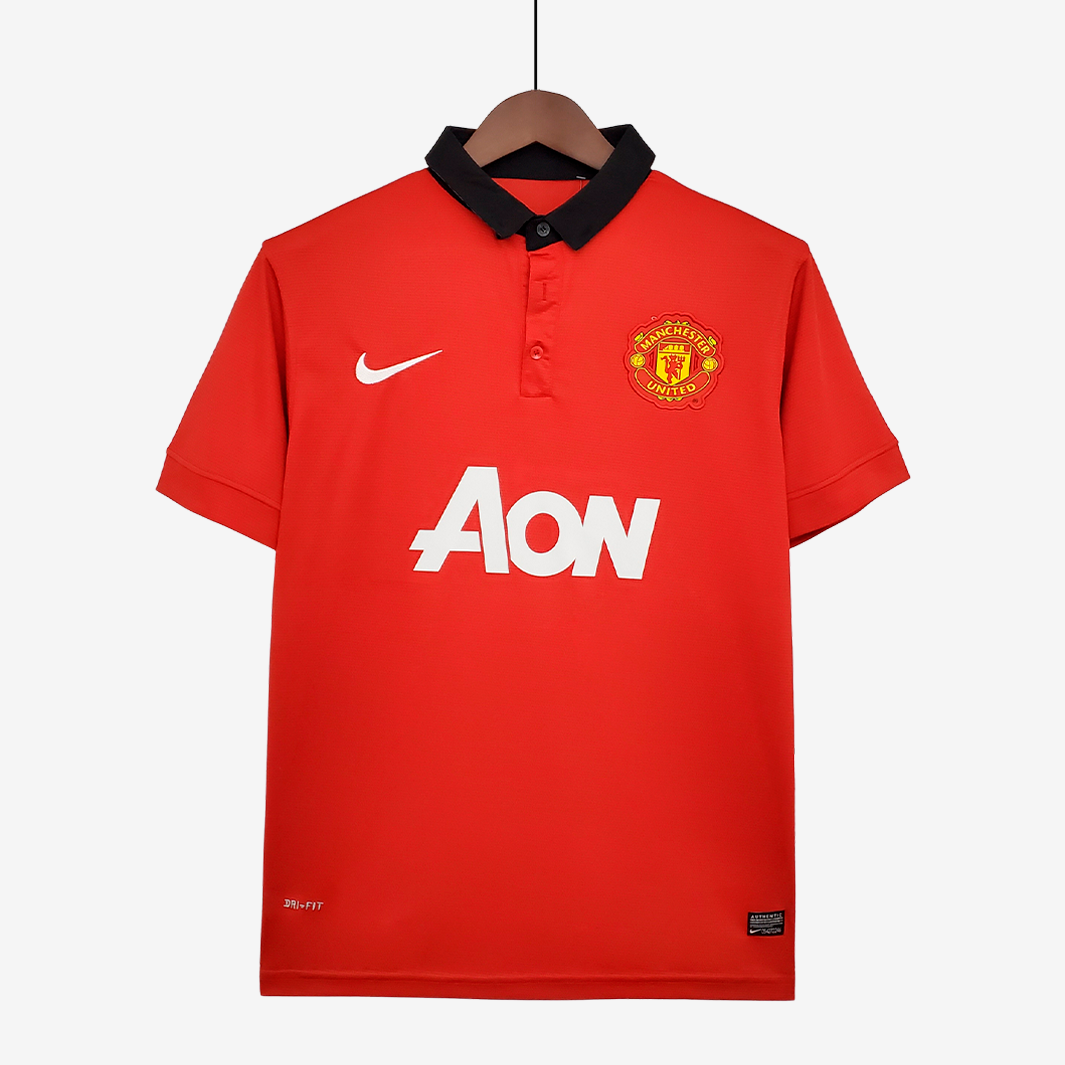 8-72 Manchester United 2013/14 Home Jersey – Retro Version - Image 1
