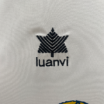 Valencia 1999/00 Home Jersey  Retro Version - Image 4