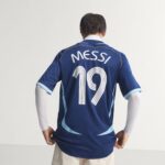 Argentina Away Jersey 2006 Messi #19 - Retro - Image 3