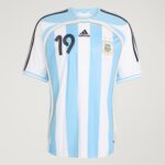 Argentina Home Jersey 2006 Messi #19 - Retro - Image 2