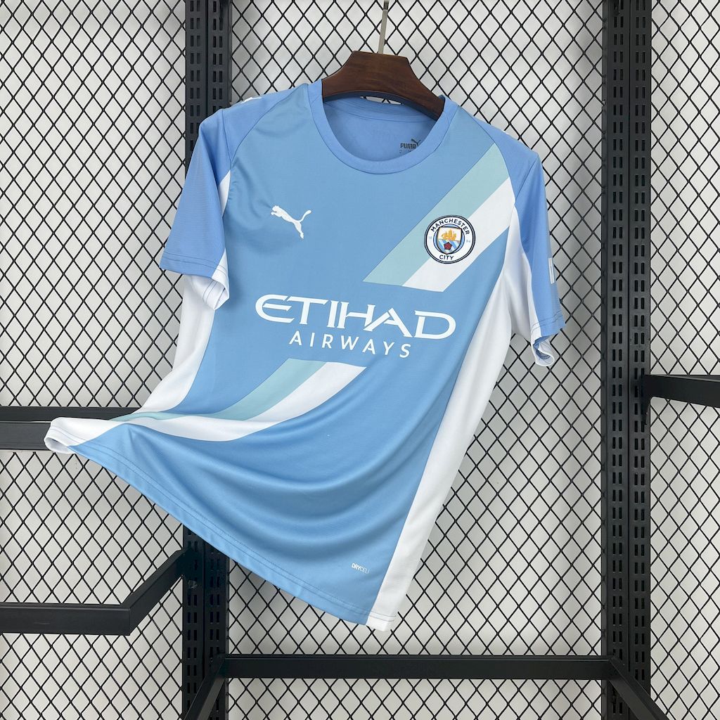 Manchester City 2025/26 Jersey